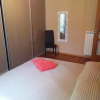 Отель Room in Guest Room - Orange Room in Apartment, фото 2