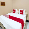 Отель OYO 91846 Ms Rini Homestay Syariah, фото 6