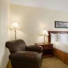 Отель Days Inn Dawson Creek в Доусон-Крике