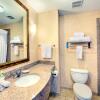 Отель Holiday Inn Express And Suites Granbury, an IHG Hotel, фото 23