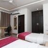 Отель Lotus Panache By OYO Rooms, фото 6