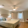 Отель Sandy Feet Retreat 4 Bedroom Home, фото 7