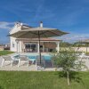 Отель Stylish Villa With Pool And Fenced Garden,Ideal For Relaxing Family Holidays, фото 21