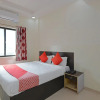 Отель OYO 23697 Hotel Krishna Palace, фото 4