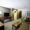 Отель Crowne Plaza Pittsburgh Airport в Мун-Тауншипе