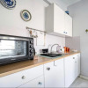Отель A little Taste of Home Apartments, фото 12