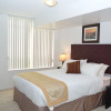 Отель Bombay Suites Mississauga, фото 4