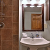 Отель The Chalet On West Park: Ski Chalet For Families, Close To Resort 5 Bedroom Chalet, фото 27