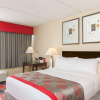Отель Ramada Plaza by Wyndham Albany, фото 4