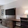 Отель Comfort Suites Grove City Columbus South, фото 22