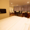 Отель GreenTree Inn Chizhou Changjiang Middle Road Shangzhidu Commerce Square Express Hotel, фото 6