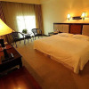 Отель Xiangbishan Port House | City core stroll city center hotel (Guilin two rivers and four lakes store), фото 16