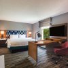 Отель Hampton Inn & Suites Herndon-Reston, фото 33