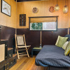 Отель Tiny Digs - Hotel of Tiny Houses, фото 17