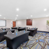 Отель Microtel Inn and Suites by Wyndham Columbus North, фото 12