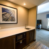 Отель Hampton Inn & Suites Lenoir, фото 33