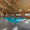 Отель Beech Mountain Condo: Pool Access, 1 Mi to Skiing, фото 13