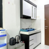 Отель Good Choice Studio At Riverview Jababeka Apartment, фото 2