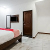 Отель OYO 27720 V Hotel Gachibowli, фото 12