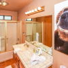 Отель Grizzly Manor, фото 23
