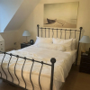 Отель Remarkable 3-bed House in Netley Abbey Southampton, фото 7