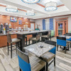 Отель La Quinta Inn & Suites by Wyndham Oklahoma City - Moore, фото 17