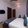Отель OYO 13107 Westend Residency, фото 7