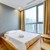 Отель Luxury Apartment in Vinhomes Golden River, фото 28