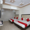 Отель OYO 8391 Hotel Sanjog Resort, фото 15