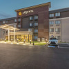 Отель La Quinta Inn & Suites by Wyndham Salem NH, фото 1