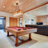 Отель Family Mountain Home, Sleeps Up To 12, Private Hot Tub! 4 Bedroom Home by RedAwning, фото 11