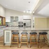 Отель Somerlea Holiday Home - Jubilee Pocket, фото 12