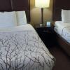 Отель Parkwood Inn & Suites, фото 8