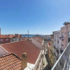 Отель LovelyStay - Luxury Oasis in Bairro Alto, фото 1