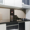 Отель Fresh And Bright Studio Room At Nifarro Park Apartment, фото 2