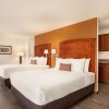 Отель Days Inn & Suites by Wyndham Sherwood Park Edmonton, фото 31