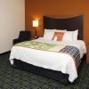 Отель Fairfield Inn Suites Madison East, фото 4