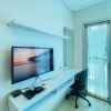 Отель Nice And Strategic Studio Apartment At Capitol Park Residence, фото 4