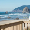 Отель Pacific House by Avantstay Bright Airy Home w/ Direct Access to Cannon Beach, фото 20