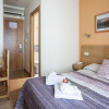 Отель Hostal Adriano, фото 3