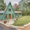 Отель A-frame Cottage w/ Deck ~ 5 Mi to Lake Bastrop!, фото 1