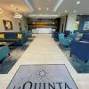 Отель La Quinta Inn & Suites by Wyndham Valdosta, фото 29