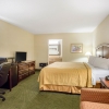 Отель Comfort Suites near Hot Springs Park, фото 50