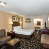 Отель Econo Lodge Inn and Suites Bellingham, фото 32