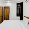 Отель OYO Flagship 80571 Hotel Crown Plaza, фото 29