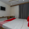 Отель OYO Flagship 14799 NR Residency, фото 21