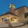 Отель La Quinta Inn & Suites by Wyndham Dallas Grand Prairie South, фото 25