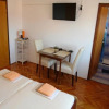Отель Ognjen - Family Apartments With Free Parking - SA3, фото 7