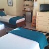 Отель Boer And Brit Self Catering Guest House, фото 1