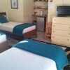 Отель Boer And Brit Self Catering Guest House, фото 2